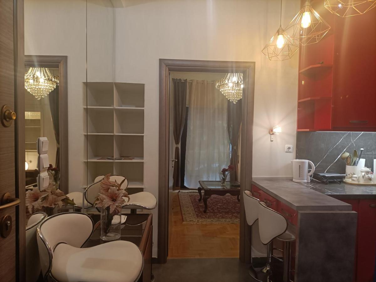 Elegant Apartment Atene Esterno foto